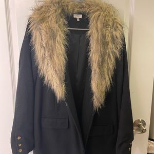 Tobi Black Pea Coat with Fur (size: median)